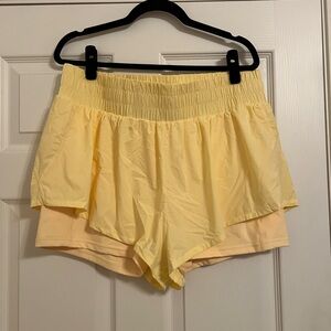 POPFLEX Yellow Supershorts